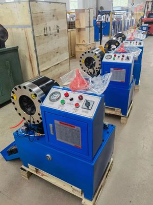 Un buon prezzo. macchina idraulica di piegatura della stampa del tubo flessibile della macchina del tubo flessibile di 220V 50HZ DX68 in linea