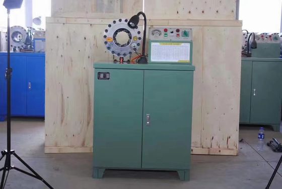 Un buon prezzo. ISO9001 ha certificato la funzione automatica di piegatura della macchina del tubo flessibile idraulico in linea