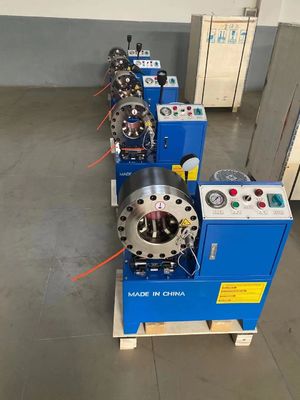 730*480*740 mm DX68 Pompa di crimping con 10 set di matrici 200 Pcs/h Efficienza di lavoro