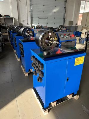 Macchina per la frenata di tubi di gomma ad alta efficienza 600T Forza di frenata 220v/240v/380v/415v