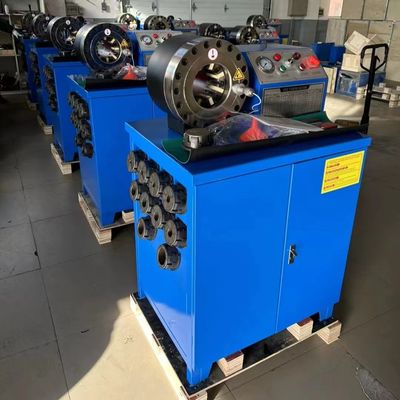 Fonte di alimentazione elettrica Macchina per il crimping del tubo di gomma 6 - 51 mm Intervallo di crimping Opzioni di tensione