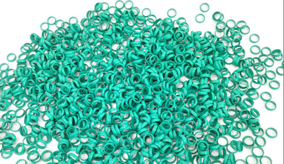 Un buon prezzo. Sigillo di gomma FKM personalizzato da 5000 psi con resistenza alla rottura 16 - 30 N/Mm in linea