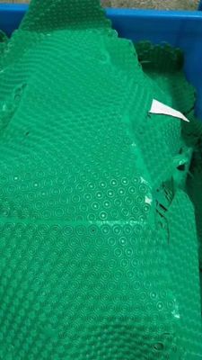 Un buon prezzo. NBR/FKM/FFKM/EDPM/SI Materiale gomma O anelli OEM/ODM stampaggio a compressione con buona resistenza all'olio 16-30N/mm in linea