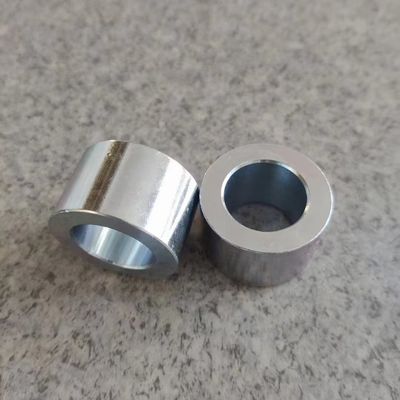 Un buon prezzo. Diverse norme relative alle materie prime Camione a forchetta Fittings per tubi idraulici riutilizzabili Fittings per tubi idraulici maschili femminili Fittings per tubi idraulici ferrule in linea