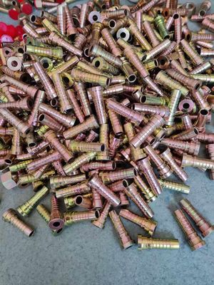 Un buon prezzo. Materiale grezzo in acciaio al carbonio carrello elevatore oleodotto riutilizzabile giunto di tubi idraulici Fittings di tubi idraulici Fittings di ferrule di tubi idraulici in linea