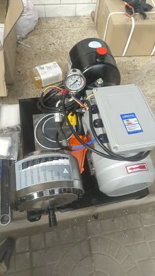 Un buon prezzo. 2.2 KW Motor 220V Hydraulic Hose Crimping Machine con 1 pollice di portata di crimping per tubi da 6 a 25 mm in linea