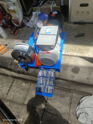 2.2 KW 220V Hydraulic Hose Crimping Machine con 1/4 di pollice a 1 di pollice di crimping Range per 6-25mm tubi e 1 anno di garanzia