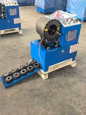 Macchina per la contrazione di tubi idraulici mobili con volume di uscita di 2,5L/5L/10L e opzioni di tensione di 220v/240v/380v/415v