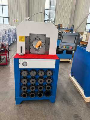 Sistema di controllo PLC 5.5kw/7.5kw macchina idraulica per il crimping del tubo con efficienza di 300 pezzi/ora e stampi di cambio rapido