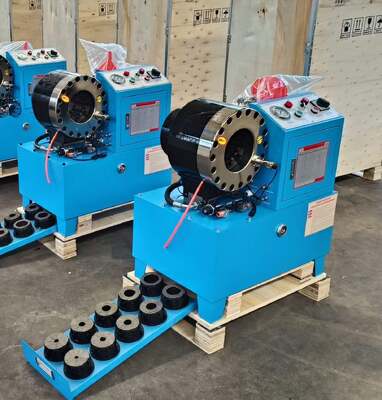Piegatrice per tubi idraulici elettrica di colore azzurro DX68 da 2" senza strumenti per stampi a cambio rapido da 6 mm a 51 mm Tensione diversa Precisione di 10 matrici ed efficienza di 200 pezzi all'ora