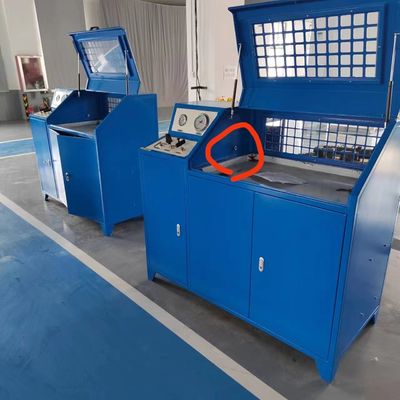 Un buon prezzo. Equipaggiamento della macchina di pressatura del tubo automatico compatto Dimensioni 1,53 x 0,70 x 1,32 m in linea
