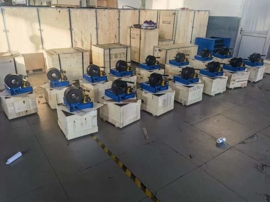 Un buon prezzo. Macchina per la frenatura manuale di tubi ad alta precisione con modalità di funzionamento manuale e peso di 31 kg in linea