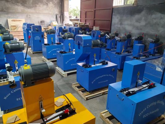 Un buon prezzo. Macchine per il taglio di tubi di gomma con motore di taglio a 2850 giri al minuto in linea