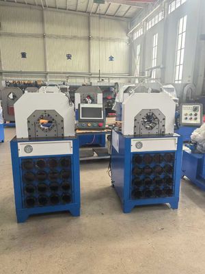 Un buon prezzo. 2&3 Inch Button Control Systerm 5.5kw/7.5kw 300 pezzi/ora Con cambiamento rapido Stampi Strumenti Pompe idrauliche Crimping Machine in linea