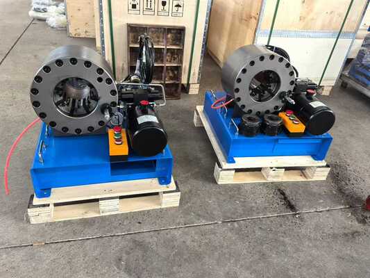 Un buon prezzo. 12v/24v Portatile idraulica pompa di crimping Machine con 3.6KW di potenza motore 10 set di matrici e 0.01 mm di precisione per l'uso di carico auto in linea