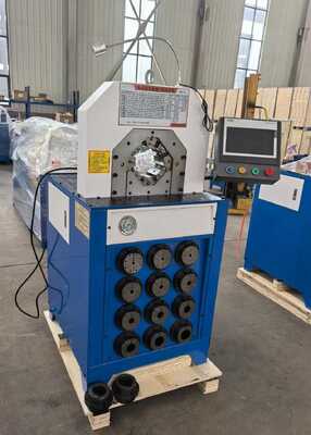 Un buon prezzo. Crimpatrice idraulica per tubi con controllo PLC da 3 pollici con 15 matrici intercambiabili per una pressatura efficiente dei tubi in linea