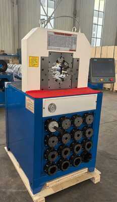Un buon prezzo. Crimpatrice idraulica a controllo PLC da 3 pollici 6-76mm con 15 matrici intercambiabili per la pressatura efficiente di tubi flessibili in linea