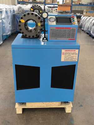 Colore blu cielo da 2 pollici Bel design Forza di crimpatura 600T Colore blu La dimensione di crimpatura raggiunge i 2,5 pollici con strumenti per stampi a cambio rapido Macchina per piegare tubi in gomma con gamma di 6-51 mm e 10 matrici intercambiabili