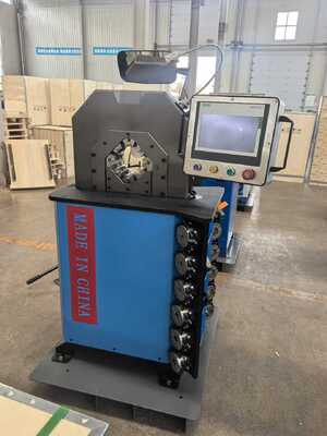 Un buon prezzo. Macchina elettrica idraulica per il crimping del tubo con precisione di 0,01 mm e gamma di crimping da 6 a 102 mm per uso industriale in linea
