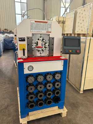 Un buon prezzo. 3 pollici idraulica tubo di crimping Machine con sistema di controllo PLC 6-76mm Crimping Range e 15 reciprocamente in linea