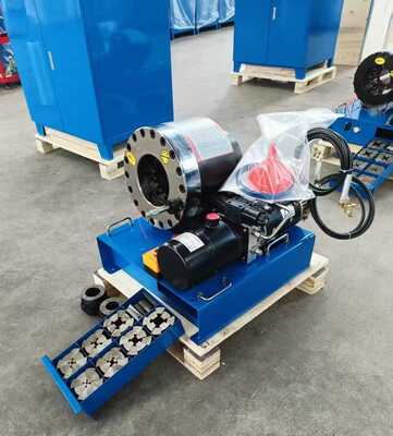Un buon prezzo. Macchina crimpatrice per tubi idraulici 12V/24V con forza di crimpatura 600T e gamma 6-51mm per carico auto in linea