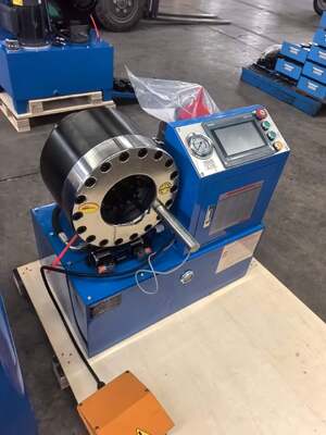 Un buon prezzo. 2 pollici che piega fino alla gamma di 2,5 pollici 6-51/64mm PLC Systerm di controllo macchina di piegatura del tubo idraulico con lo strumento e lo scaffale dello stampo a cambio rapido e 10 matrici intercambiabili tensione 220v/380v in linea