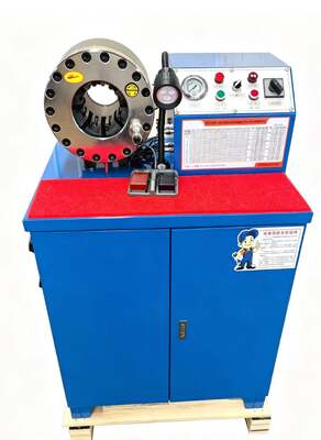 Un buon prezzo. Macchina per piegare il tubo di gomma da 2 pollici 600T 31.5Mpa Modello superiore Colore blu 220v/380v Tensione con campo di crimpatura 6-51mm e 10 matrici intercambiabili in linea