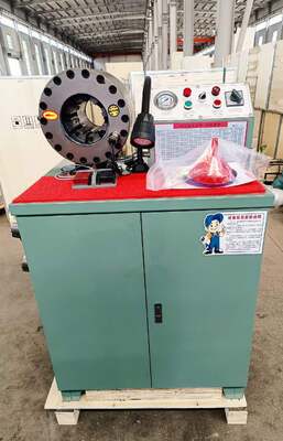 Un buon prezzo. Macchina per piegare il tubo di gomma da 2 pollici 600T Modello superiore Colore verde 220v/240v/380v/415v Tensione con campo di crimpatura 6-51mm e 10 matrici intercambiabili in linea