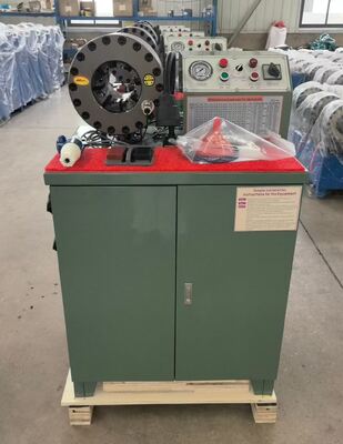 Un buon prezzo. Macchina per piegare tubi in gomma da 2 pollici 600T Modello superiore Colore verde 220 V/240 V/380 V/415 V Sistema di controllo del pulsante di tensione con portata 6-51 mm e 10 matrici intercambiabili in linea
